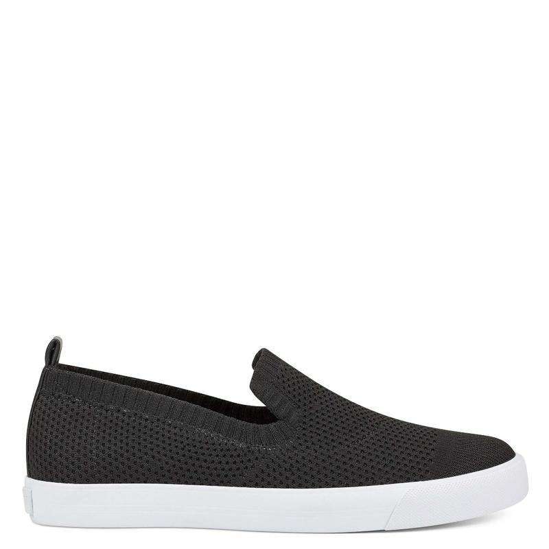 Baeya Slip On Sneakers - Nine West Clearance - Click Image to Close